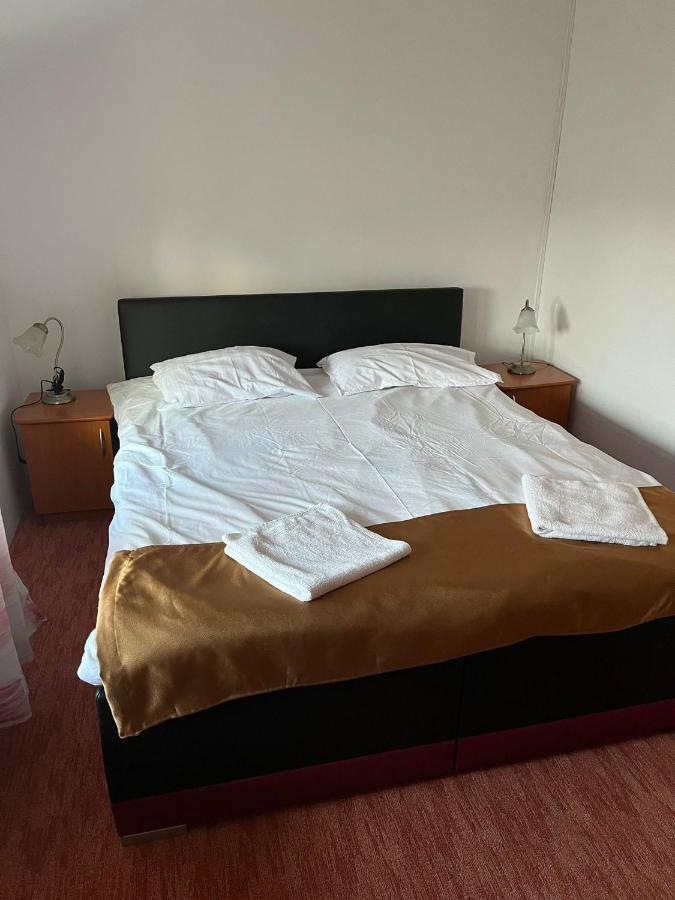 Casa Conti Hotel Sibiu Bagian luar foto